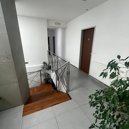 U Zvonu Hotel 4*