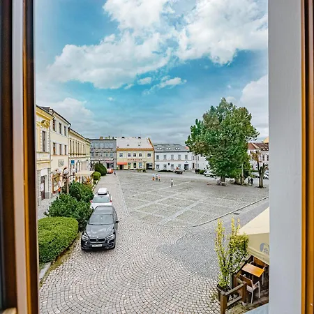 Hotel U Zvonu 4*