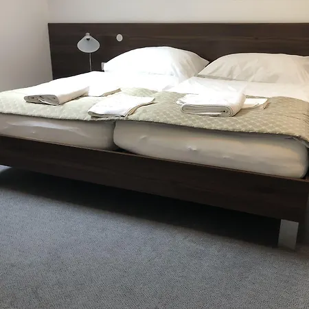 Hotel U Zvonu 4*